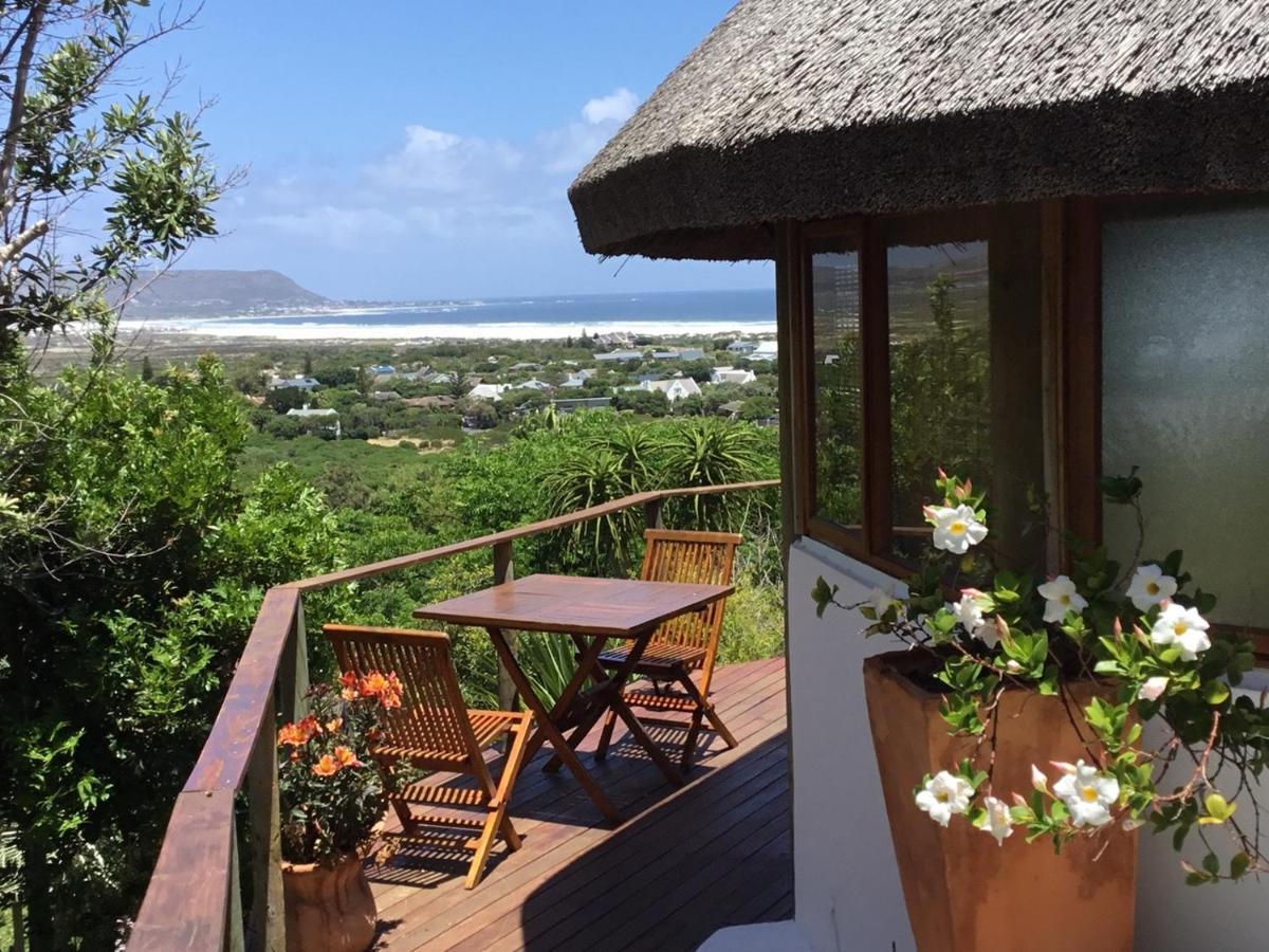 Oceangolf Guest House Noordhoek Exterior foto